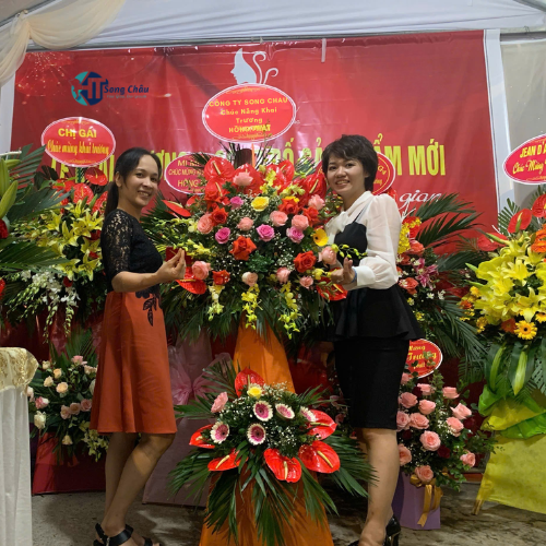 SHOP MỸ PHẨM THƯƠN HIỆU MÁDARA (1)